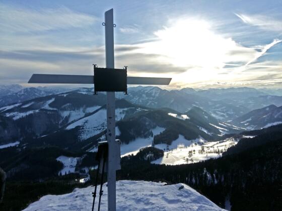 Gipfelkreuz Lindaumauer