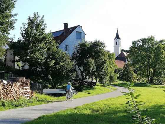 WasserRadlWeg bei Halsberg bei Au in der Hallertau