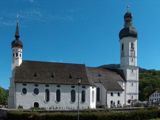 Pfarrkirche St. Andreas und Hl. Blut Kirche