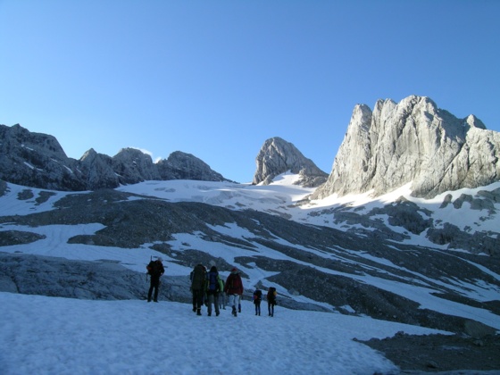 Von der Adamekhütte zum Großen Gosaugletscher