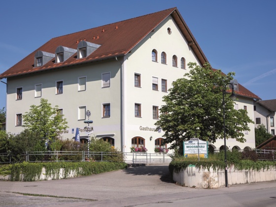 Gasthaus und Pension Moosbräu
