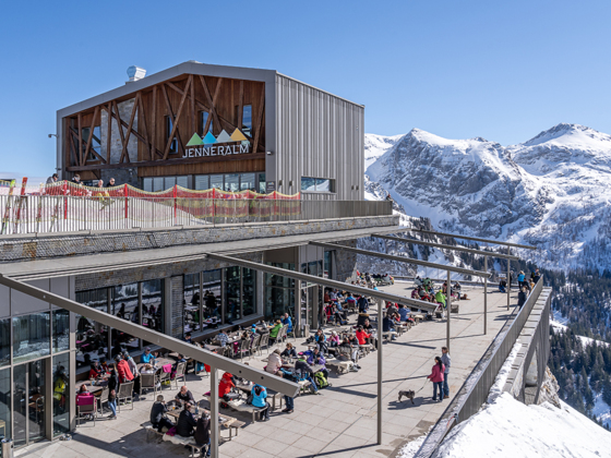 Jenneralm: Gastronomie an der Bergstation der Jennerbahn