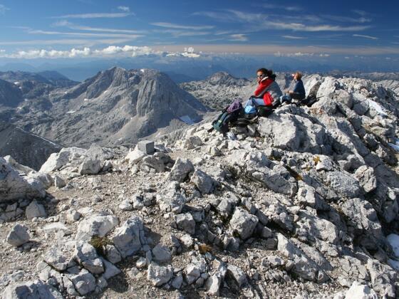 Gipfelrast, Blick nach Westen