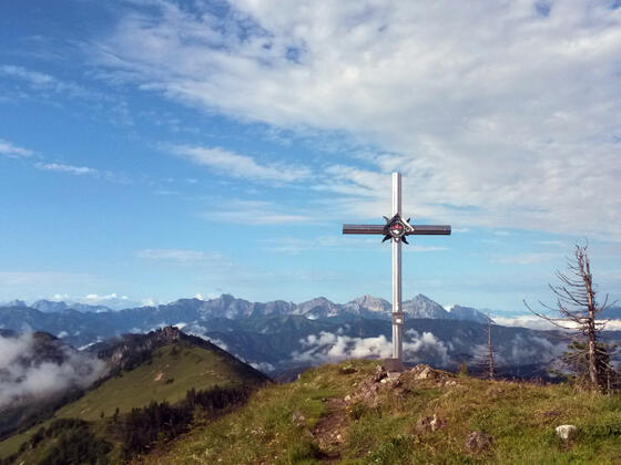 Gipfelkreuz am Almkogel © Zeiselberger