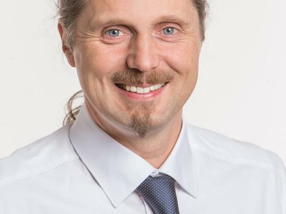 Dr. D&#039;Ambros-Canzin