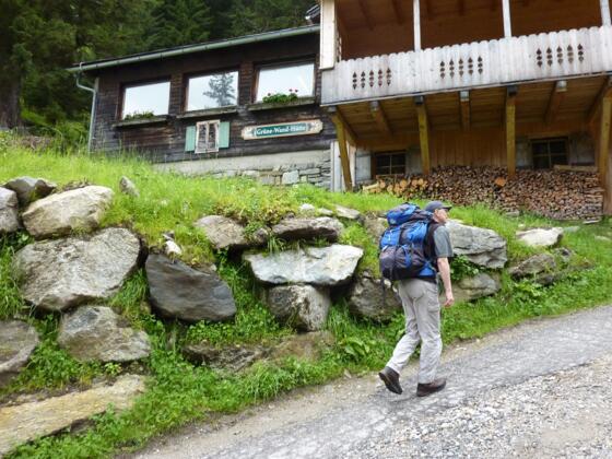 Grüne Wand Hütte
