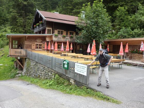 Grüne Wand Hütte