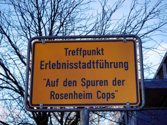 Treffpunkt der Führung neben dem Selfie Point an der Touristinfo Rosenheim