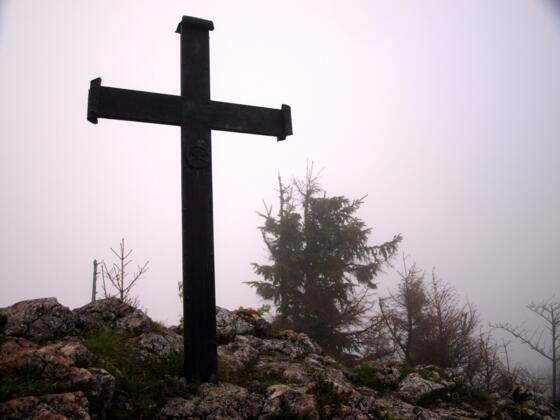 Schiefersteinkreuz 1206m, im Nebel