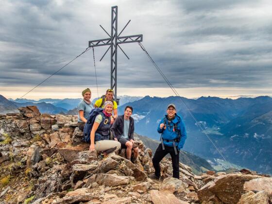 Wir haben den 3.110 Meter hohen Luibiskogel erreicht.