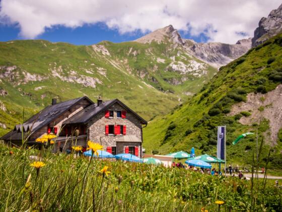 Ravensburger Hütte mit Sonnenterrasse