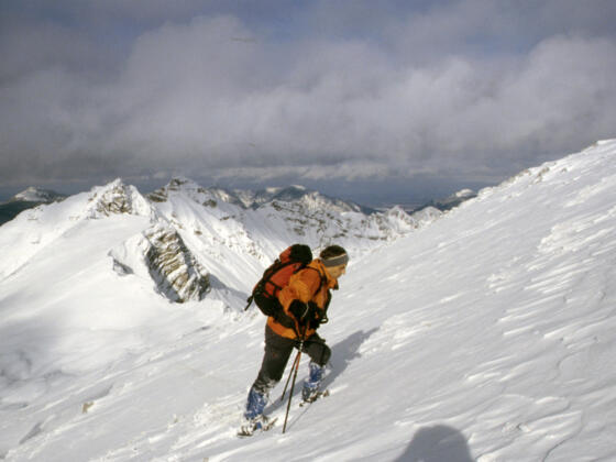Kurz vor dem Gipfel (Hintergund Schöttelkarspitze).