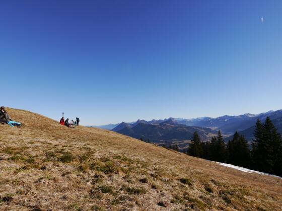 Verweilen am Gipfel des Wertacher Hörnle