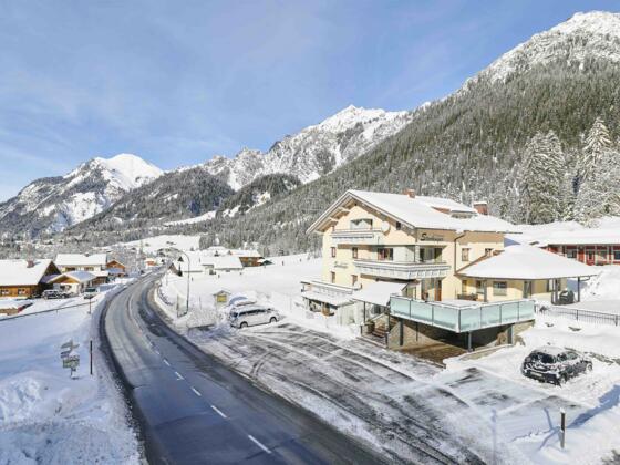 Haus Vorgelperspektive Winter