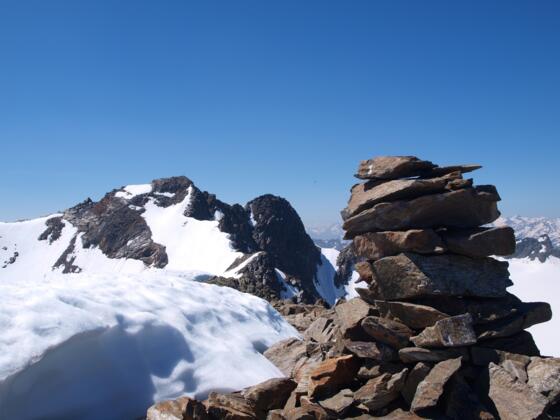 Gipfelmann Bachfallenkopf 2176 m mit L.Weißenkogel