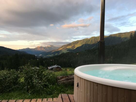 2D92EE44-4C6A-45AA-8A55-4EF682FEA657