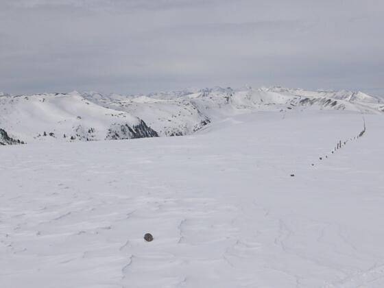 Am Lenzenbühel, Blick über die Schwarzwand Richtung Ankogelberge