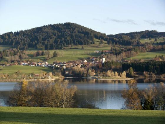 Ausblick von Moosbach über den Rottachsee