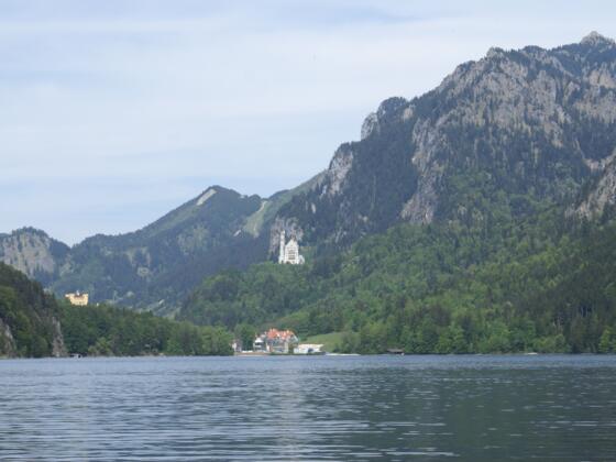 Schloss Hohenschwangau und der Alpsee
