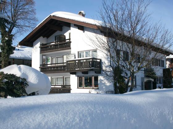 Winter bei Familie Heim