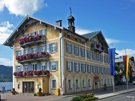 Tegernsee-Rathaus1