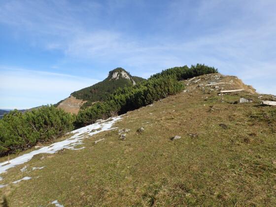 Schmittenstein, rechts davor der Schlenkstein