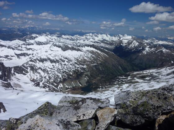 Aussicht vom Gipfel über die Radstädter Tauern bis zum Steinernen Meer - Hochkönig - Tennengebirge - Dachstein