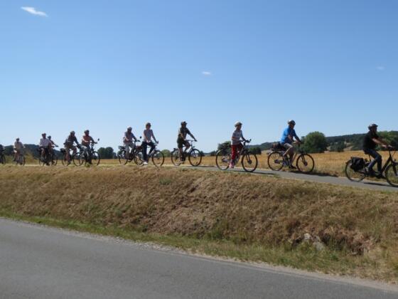 Schleifenroute - Fahrradfahrer auf dem Aischgründer Genussradweg