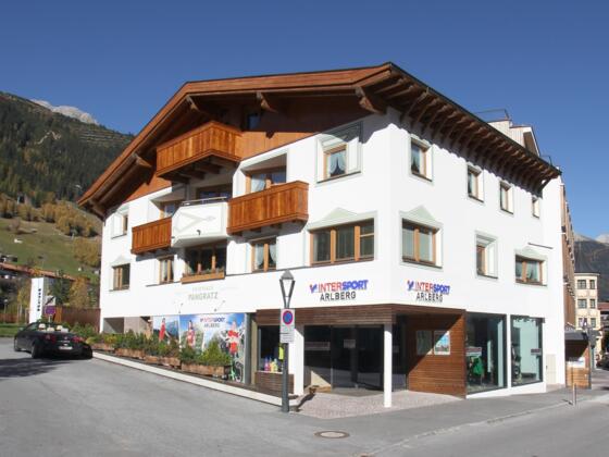 INTERSPORT Arlberg - Sporthaus St. Anton - Fußgängerzone