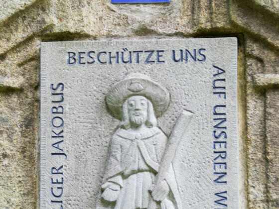 Steinrelief des Hl. Jakobus