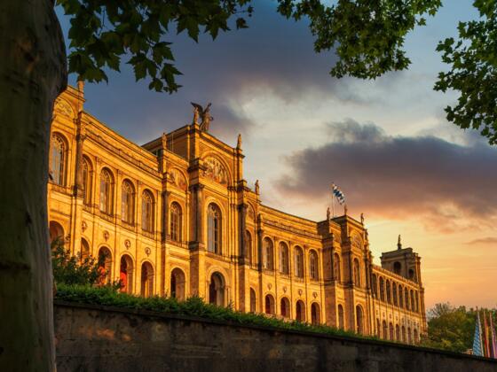 Das Maximilianeum in München