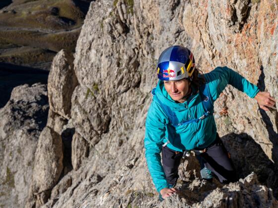 Fester Fels in der Klettertour am Roggspitze-Süfpfeiler.