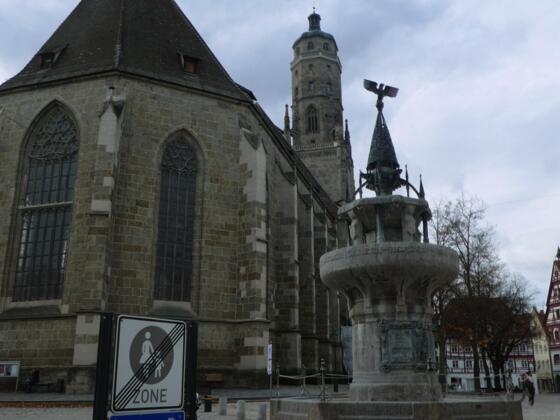 Georgskirche Nördlingen mit  Kirchturm (Daniel)