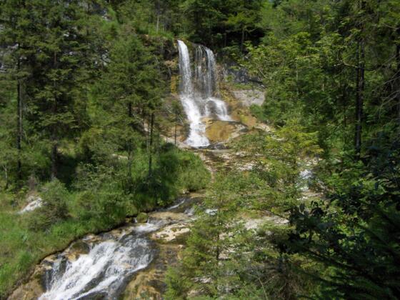 Naturschauspiel: die Weißbachfälle