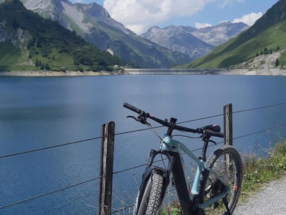 Mit dem E-Bike unterwegs