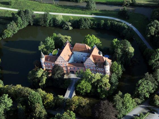 Wasserschloss Taufkirchen (Vils) von oben