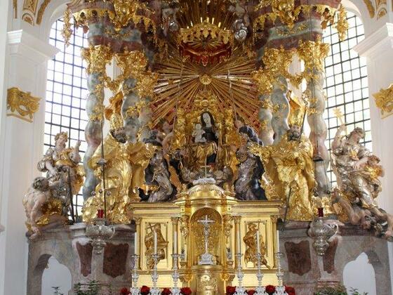 Pfarr- &amp; Wallfahrtskirche St. Maria Dorfen, Asam-Altar