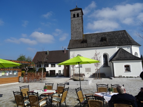 Dorfplatz Mietenkam
