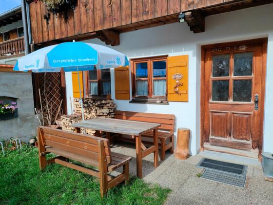 Zugang mit Terrasse