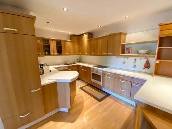 7ab0c47b-202b-432d-8a34-027d21f2abb4