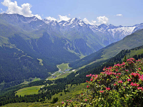 Praxmar mit Lüsener Fernerkogel