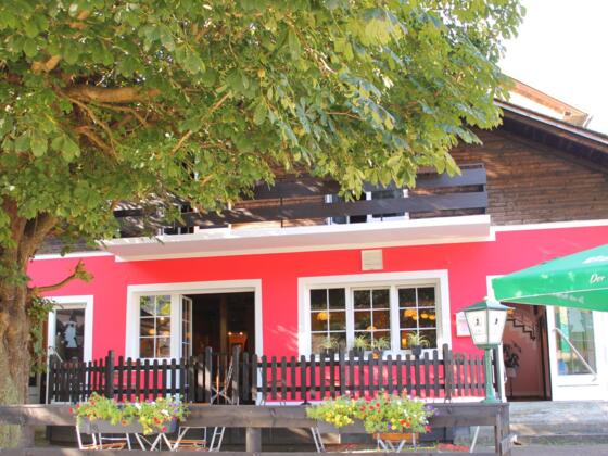 Cafe & Pension Holmes