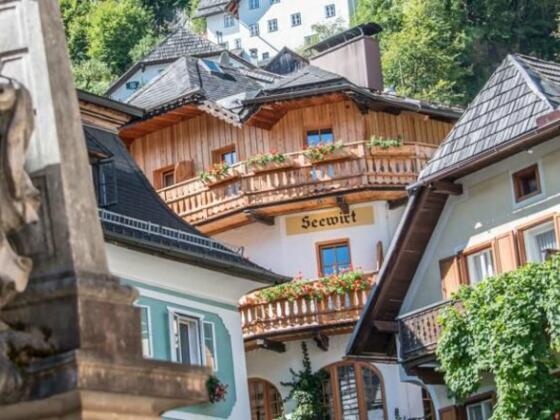 Zauner Seewirt in Hallstatt am historischen Marktplatz im Zentrum