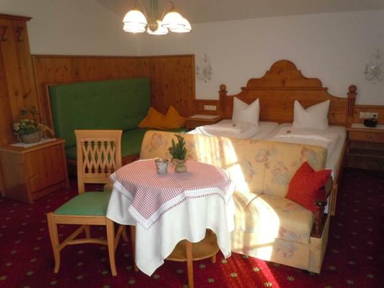 Drei oder Vierbettzimmer Gosaukamm Gosaukamm