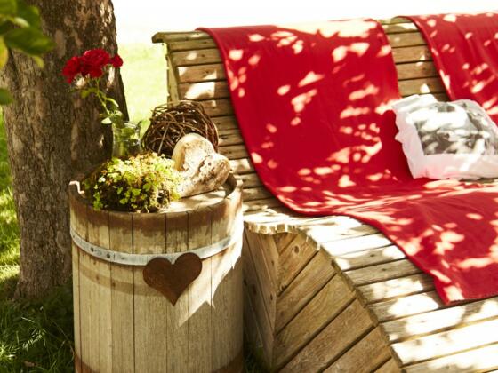 Unter den alten Apfelbäumen ein schöner Platz