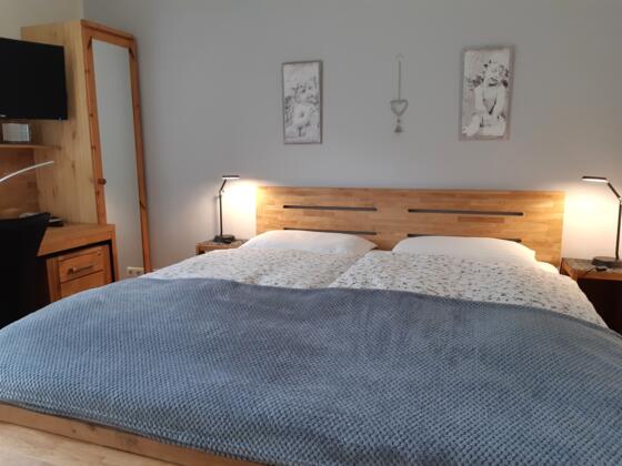 Apartment mit kleiner Küchenzeile