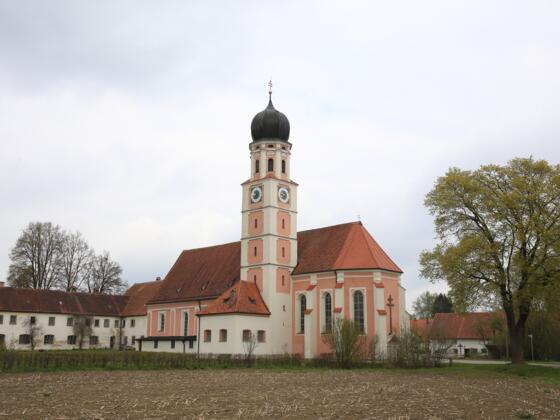 mussenhausen_wallfahrtskirche-unserer-lieben_02