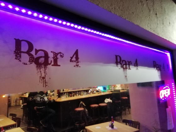 bar4