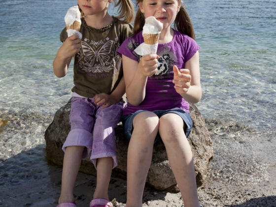 Kinder am Tegernseer Seeufer