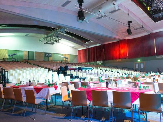 Sport- u. Veranstaltungshalle